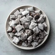 Puppy Chow Snack Mix: Crispy & Cocoa Rich